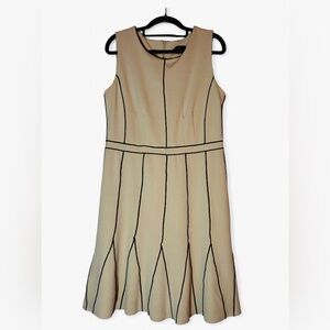 ILe New York | Contemporary Contrast Stitch Dress Size 10